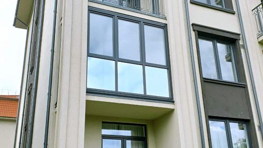 Балконы и лоджии - серый цвет